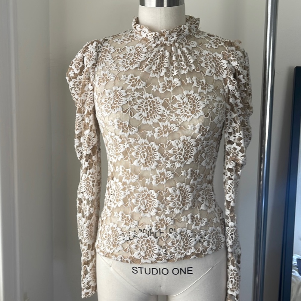 Dolan lace top, XS good condition